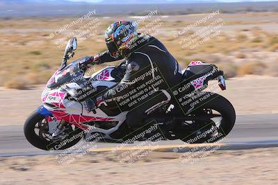 media/Dec-10-2023-SoCal Trackdays (Sun) [[0ce70f5433]]/Turn 9 Inside Set 2 (1115am)/